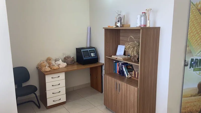 Sala do escritório da corretora depois da mudança de 2023